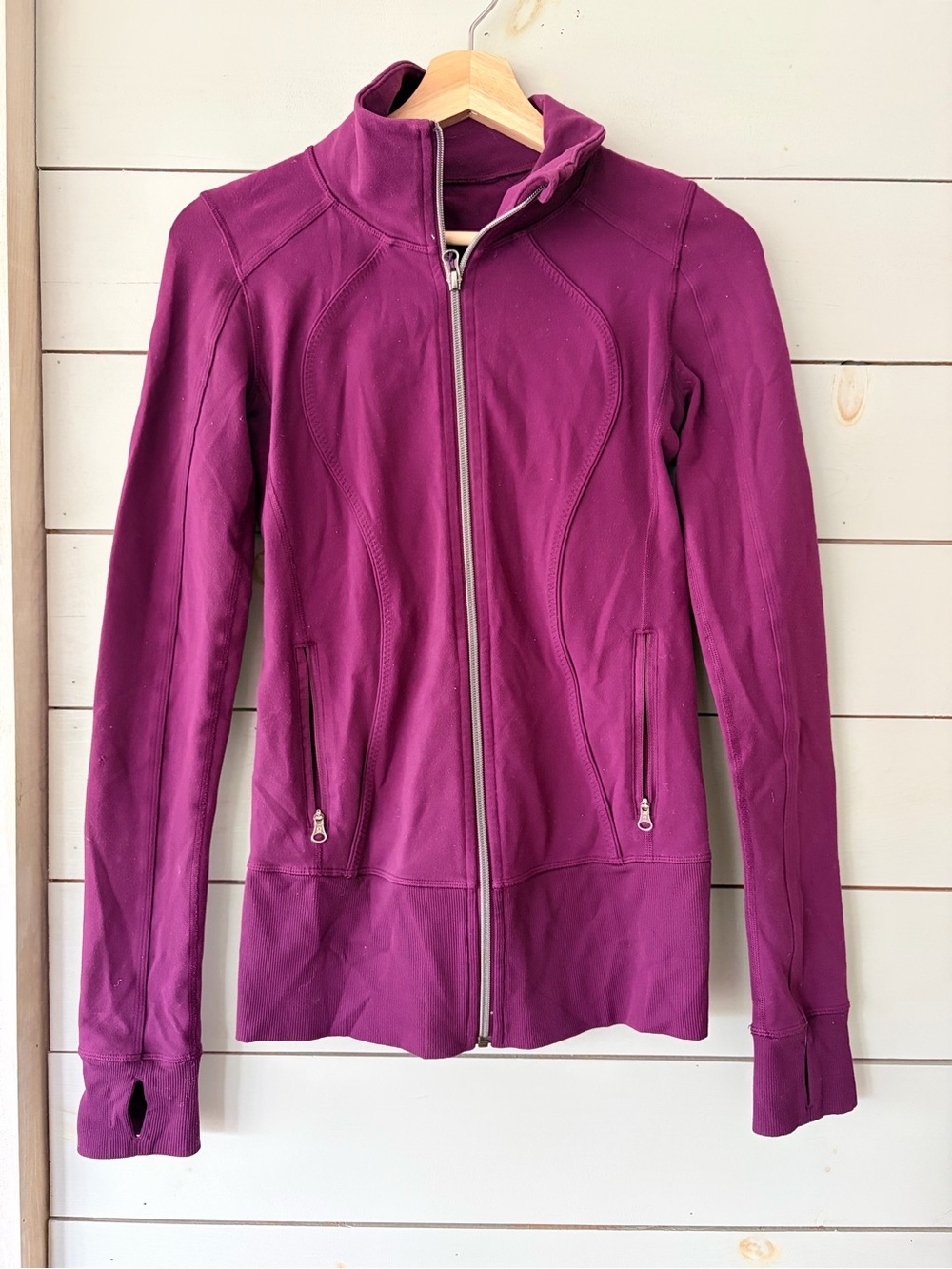 Lululemon Define Jacket | Plum Purple | Thumbholes 💜